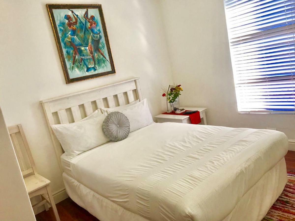 Mbalentle Guesthouse Bishop Lavis エクステリア 写真